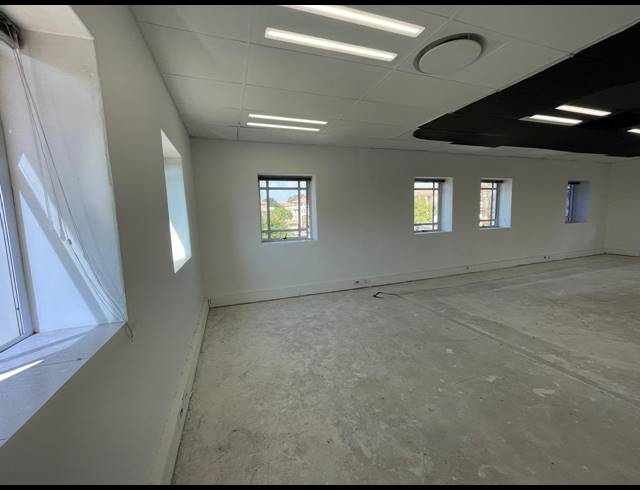 205.60M² OFFICE TO LET IN RIVONIA